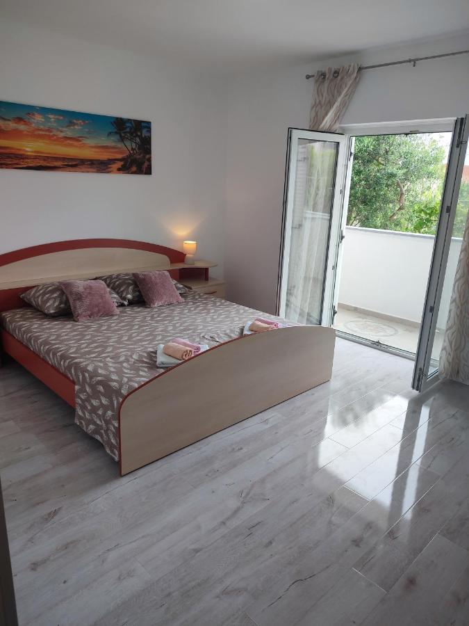 Apartment Valeria Lopar Εξωτερικό φωτογραφία