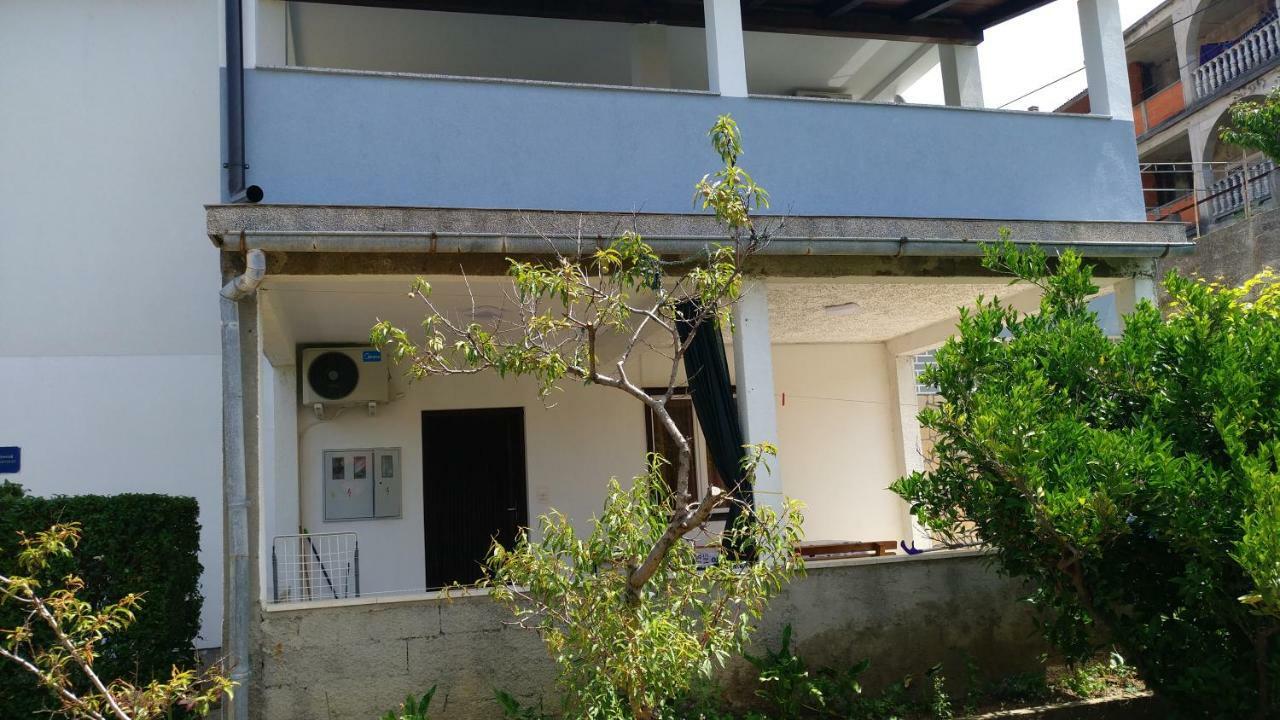 Apartment Valeria Lopar Εξωτερικό φωτογραφία